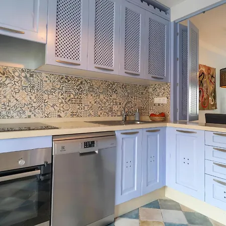 Semesterbostad 3 Bedroom Gorgeous In
