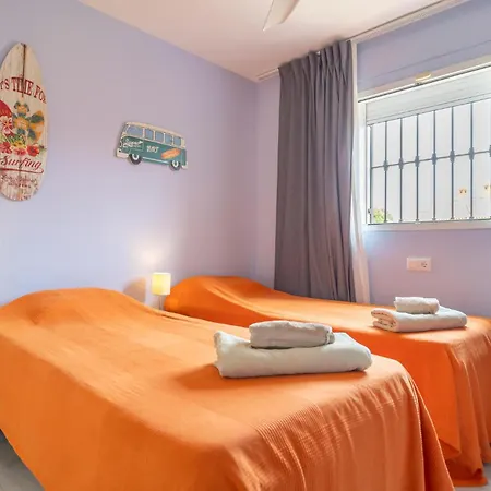 Сasa de vacaciones 3 Bedroom Gorgeous In Estepona