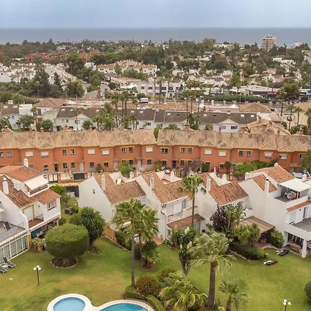 Сasa de vacaciones 3 Bedroom Gorgeous In